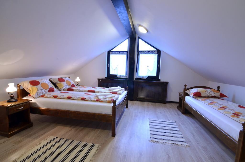 Casa Stefania Hotel Tălmaciu Quarto foto